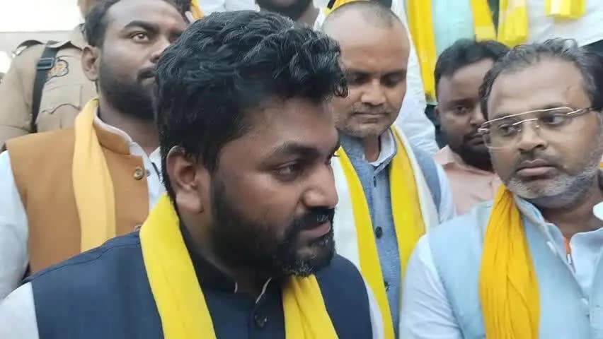 बेल्थरा रोड: बेल्थरारोड में सपा पर गरजे सुभासपा महासचिव एवं पूर्व मंत्री अरविंद राजभर, बोले- सपा के साथ रहते तो खत्म हो जाती पार्टी