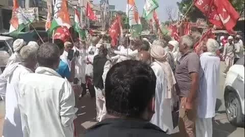 बहल: बहल में अखिल भारतीय किसान सभा ने अनाज मंडी में बैठक के बाद मुख्य चुनाव आयुक्त ज्ञानेश कुमार का पुतला फूंका