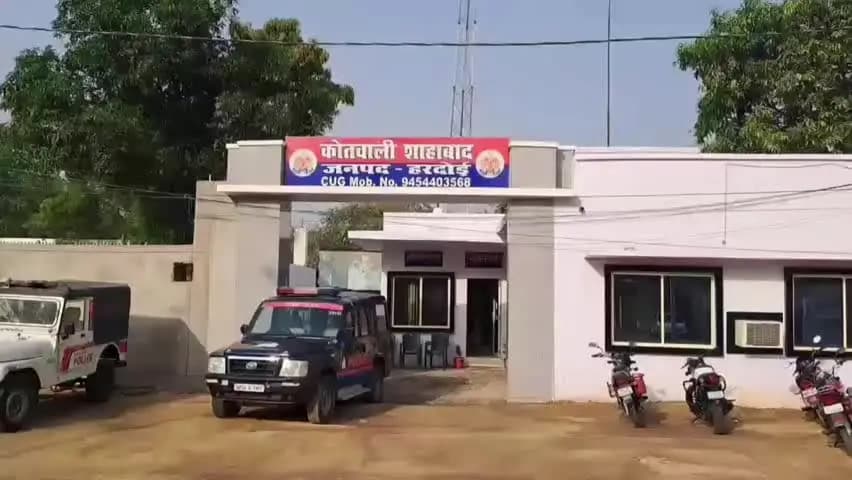 शाहबाद: वक्शीपुर के रहने वाले नशेड़ी ने मां-बाप और पत्नी की की पिटाई, रिपोर्ट दर्ज