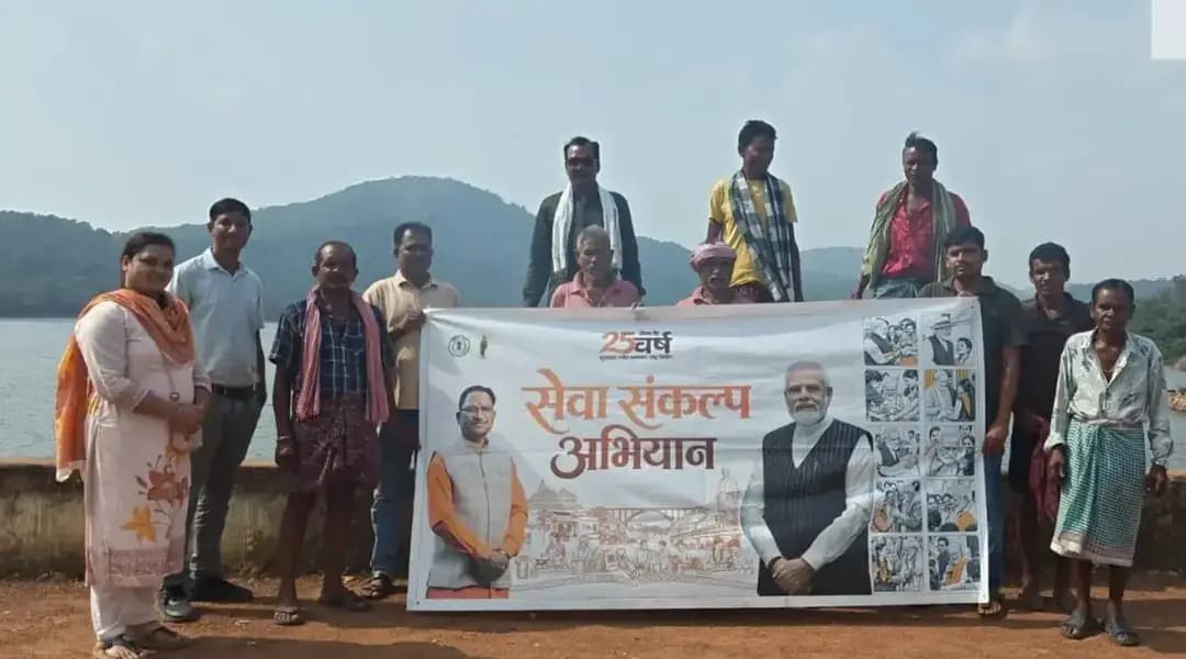 स्वच्छता ही सेवा, सेवा ही संकल्प!
सेवा संकल्प अभियान के अंतर्गत स्वच्छता को जनभागीदारी का संकल्प बनाते हुए, आइए अपने परिवेश को स्वच्छ, सुंदर और स्वस्थ बनाने में अपना योगदान दें। स्वच्छ भारत, विकसित भारत की दिशा में हमारा हर छोटा प्रयास महत्वपूर्ण है।
#SevaSankalpAbhiyan #SwachhtaHiSeva #SwachhBharat #ViksitBharat2047
#raigarh