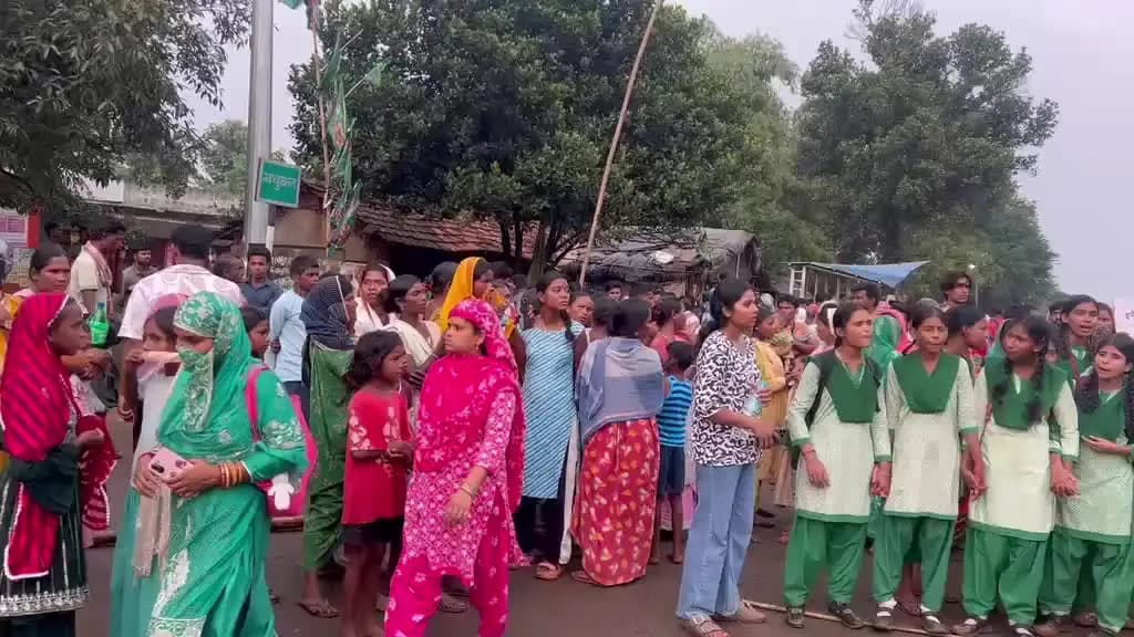 दुमका के काठीकुंड में आदिवासी बेटी की मौ@त बेहद दुखत घटना और शर्मनाक है झारखंड में और बेटियां सुरक्षित नहीं है सुबह से ज