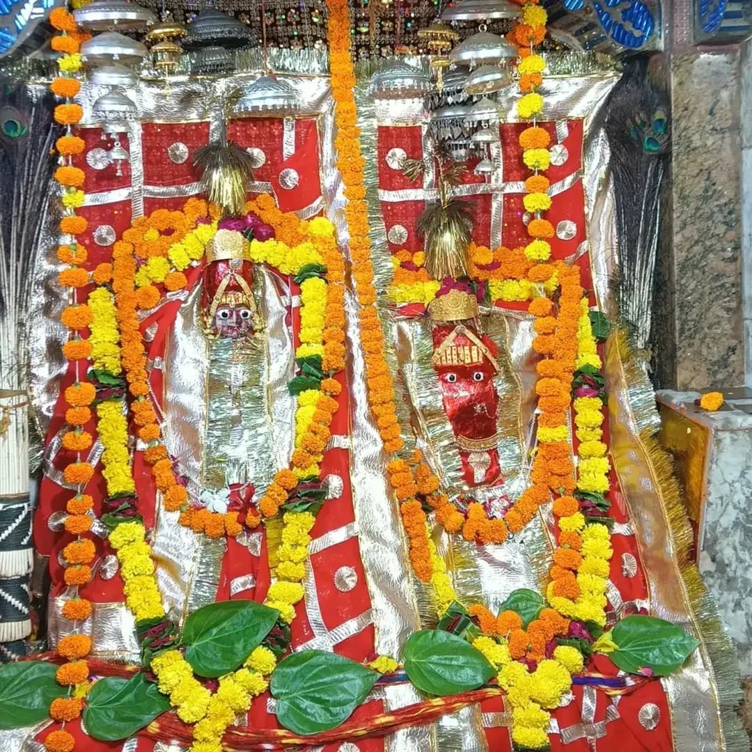 नवरात्रि की हार्दिक शुभकामनाएं मां जगदंबे का आशीर्वाद सदा बना रहे!🙌🏻
नवरात्रि श्रृंगार दर्शन 🌸✨
#ᴠɪʀᴀʟᴘᴏsᴛ #reels #mata