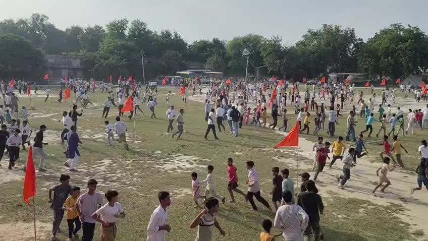 🚩 सर्वत्र शाखा – संघ संगम | ज्ञानपुर, भदोही 🚩
ज्ञानपुर स्थित जीआईसी मैदान में ‘सर्वत्र शाखा – संघ संगम’ का भव्य आयोजन