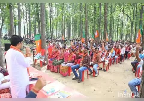 ଝାରସୁଗୁଡା: କିର୍ମିରାରେ ମଣ୍ଡଳ କାର୍ଯ୍ୟକାରିଣୀ ବୈଠକ, ସାଙ୍ଗଠନିକ ସୁଦୃଢ଼ୀକରଣ ଉପରେ ଗୁରୁତ୍ୱ
