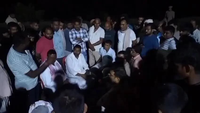 बांसडीह: महराजपुर गांव के समीप कटान को रोकने के लिए जिला प्रशासन हुआ अलर्ट, बचाव कार्य जारी रहा