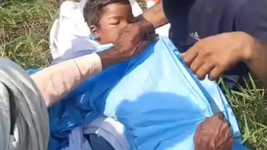 अलीगंज: जैथरा थाना क्षेत्र के नगला गजपति में 3 वर्षीय बच्चे प्रियांशु की पेप्सी में जहर देकर हत्या का आरोप, पुलिस जांच में जुटी