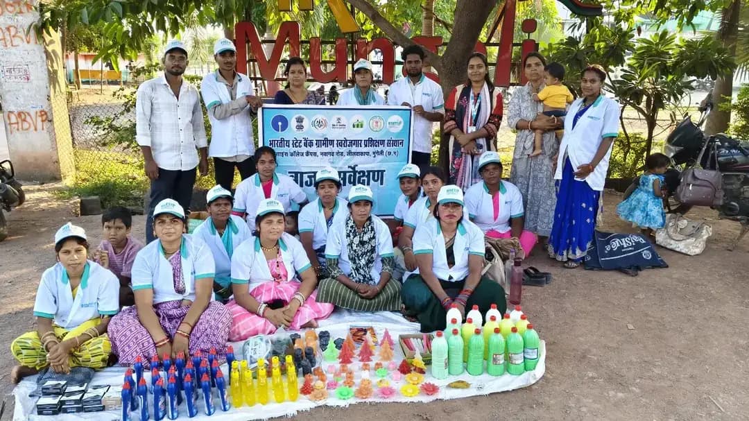 #SBI_RSETI_MUNGELI द्वारा आयोजित साबुन एवं दिया मोमबत्ती निर्माण प्रशिक्षण कार्यक्रम संपन्न हुआ।
@officialrseti #SRLM #BIHAN #SBI #MORD