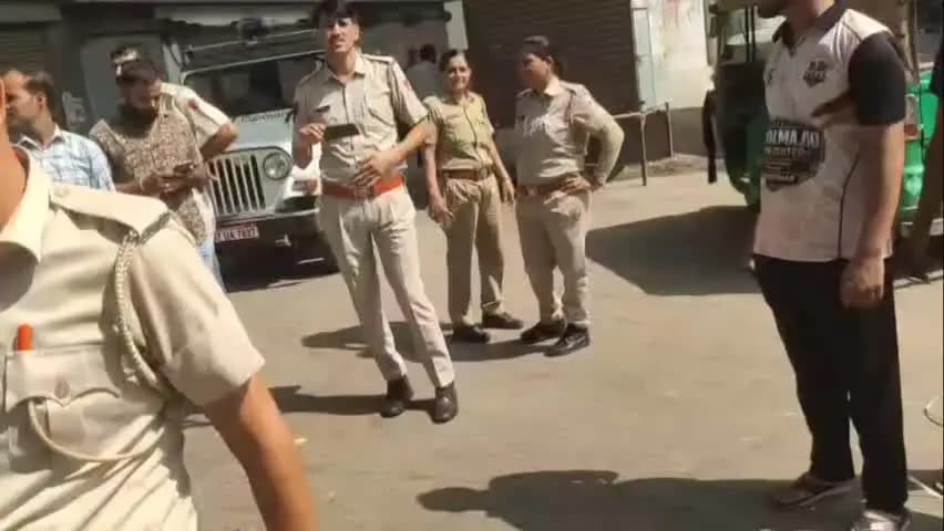 बीकानेर: अवैध नशे की शिकायत पर चौखुंटी ब्रिज पहुंची पुलिस, छिपकर सोते हुए मिले युवक-युवती