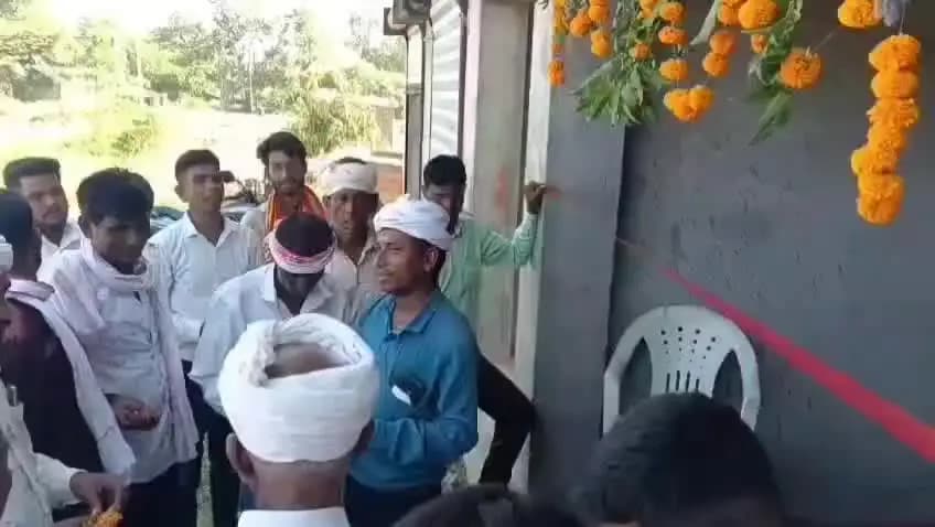 आनंदपुरी: चोरड़ी में भारत आदिवासी पार्टी के कार्यालय का उद्घाटन, पदाधिकारी और कार्यकर्ता रहे उपस्थित