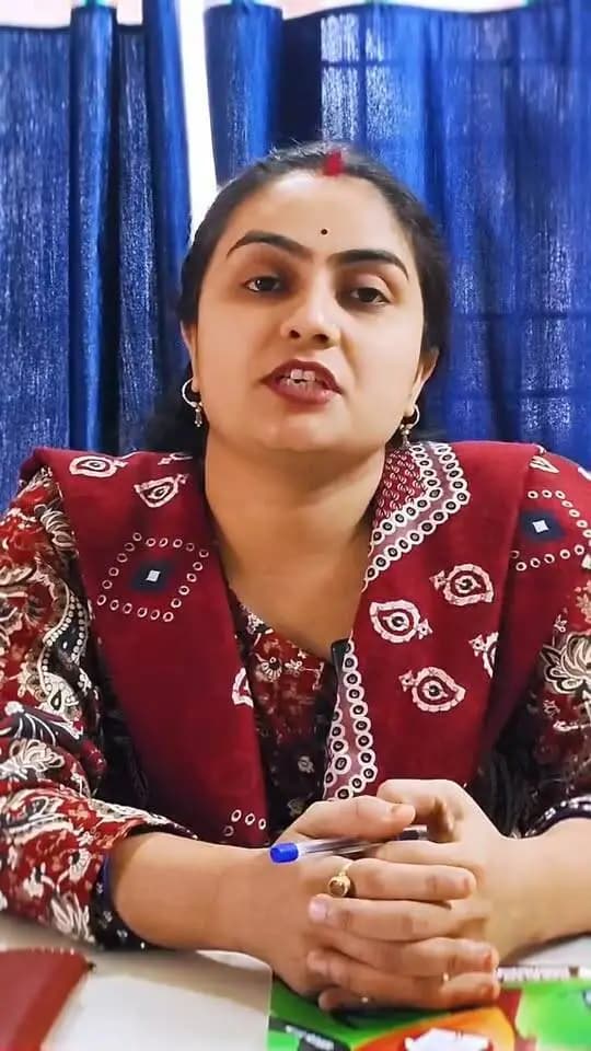 शक्ति का वंदन, नारी शक्ति का अभिनंदन
सखी वन स्टॉप सेंटर हिंसा और संकट से जूझ रही महिलाओं एवं बालिकाओं को एक ही छत के नीचे चिकित्सा, कानूनी सहायता, पुलिस सहयोग, मनोवैज्ञानिक परामर्श और अस्थायी आश्रय उपलब्ध कराता है।
हर परिस्थिति में साथ, हर महिला को सुरक्षा और न्याय का अधिकार।
#SakhiOneStopCentre #WomenSafety #शक्ति_वंदन #CGNavratri2026 #महतारी_का_सम्मान #महतारी_के_मान #मोरविष्णुभैया #VishnuBhaiya