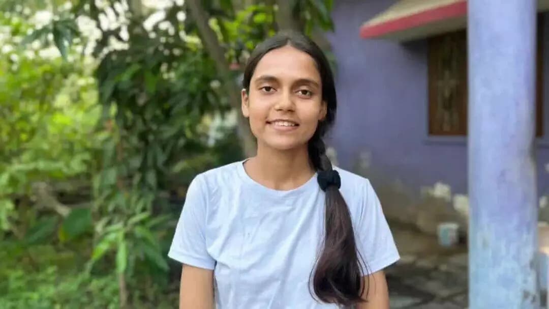 जांजगीर: जिले में नोनी सशक्तिकरण योजना से निकिता कहरा की पढ़ाई को मिला आर्थिक संबल