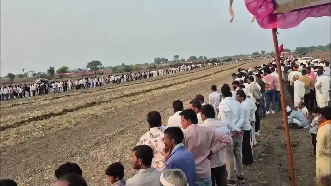 टिमरनी: रुंदलाय में राष्ट्रीय बैलगाड़ी दौड़ प्रतियोगिता, सालाबैड़ी-कुण्डगांव की बैलजोड़ी ने जीता पहला इनाम