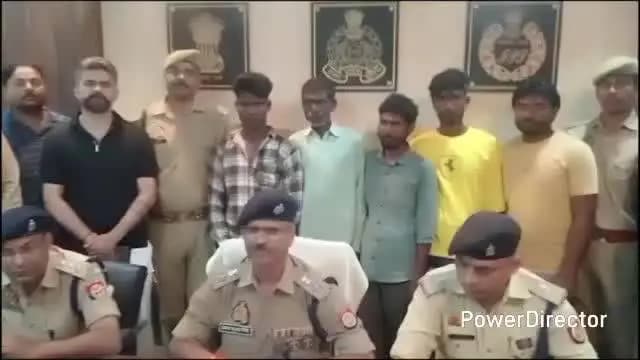 राजापुर: पहाड़ी के लोहदा में हुई डकैती का पुलिस ने किया खुलासा, 5 अभियुक्त गिरफ्तार, XUV कार व सोने-चांदी के आभूषण बरामद