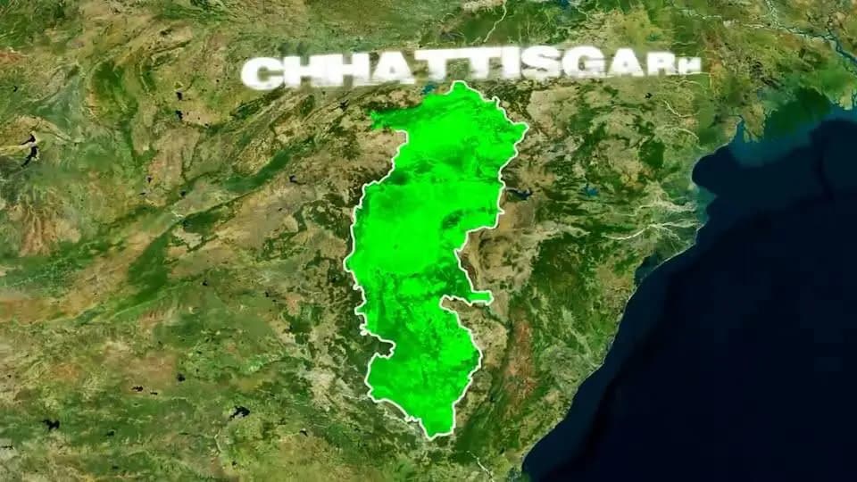 बेटियों की खुशियों में सहभागी सुशासन सरकार....
मुख्यमंत्री कन्या विवाह योजना केवल बेटियों के विवाह की एक योजना नहीं, ज़िम्मेदारी है, जिसे मुख्यमंत्री श्री विष्णुदेव साय के नेतृत्व में सरकार बखूबी निभा रही है। बीते दो वर्षों में हजारों बेटियों का विवाह संपन्न कराया गया है, जिसने ज़रूरतमंद परिवारों की चिंता को दूर किया है।
#मोरविष्णुभैया #शक्ति_वंदन #CGNavratri2026 #VishnuBhaiya #SushasanSarkar #MukhyamantriKanyaVivahYojana #WomenEmpowerment #Chhattisgarh
