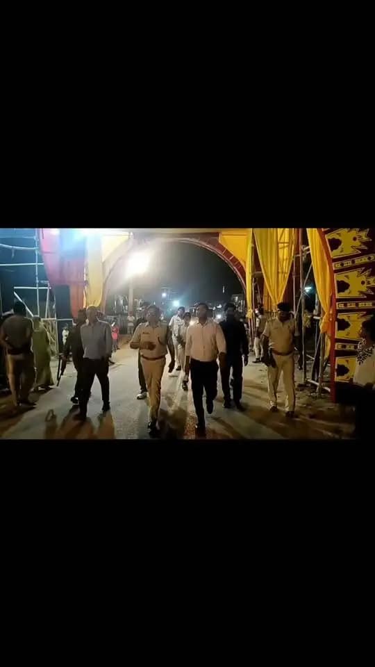 *दुर्गापूजा एवं दशहरा को लेकर प्रशासन अलर्ट, परिहार एवं सोनबरसा में फ्लैग मार्च;
Sitamarhi Police
**जिला प्रशासन, सीतामढ़ी शांतिपूर्ण, सुरक्षित एवं सौहार्दपूर्ण पर्व संपन्न कराने के लिए प्रतिबद्ध है।**