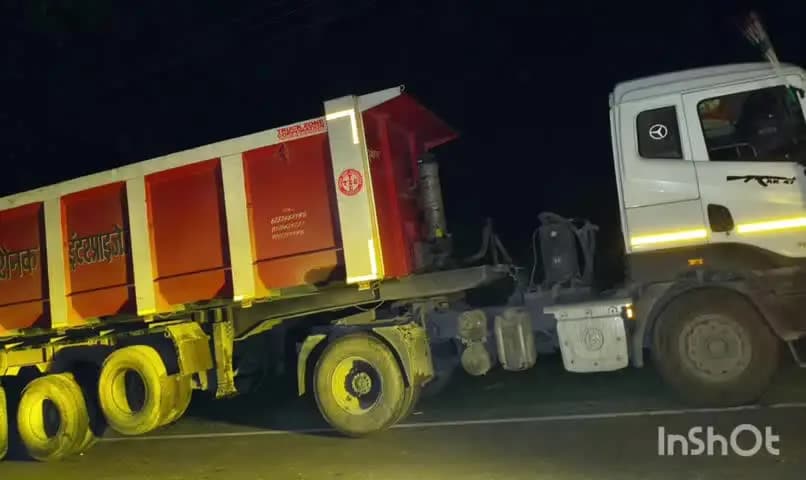 संडीला: बघौली–प्रताप नगर मार्ग पर ट्रैक्टर और डंपर की भिड़ंत, चालक घायल