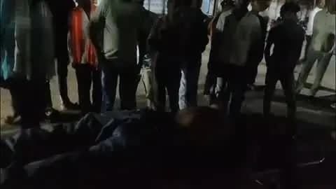टीकमगढ़: टीकमगढ़ में गाने बजाने को लेकर हुए विवाद में तलवार से हमला कर युवक की हत्या, आज जिला अस्पताल में पोस्टमार्टम