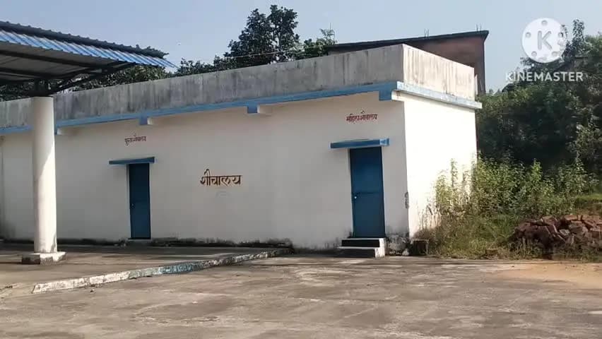 बांसजोर: बांसजोर खमनडाड़ में जिला परिषद का बस स्टैंड वर्षों से बिना उद्घाटन के, पंखे, बल्ब, तार आदि चोरी