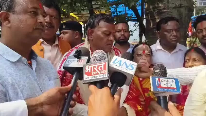 चांदवा: माता रानी की कृपा से नवरात्र में राज्यपाल बनने का मौका मिला है:ब्रजमोहन राम
