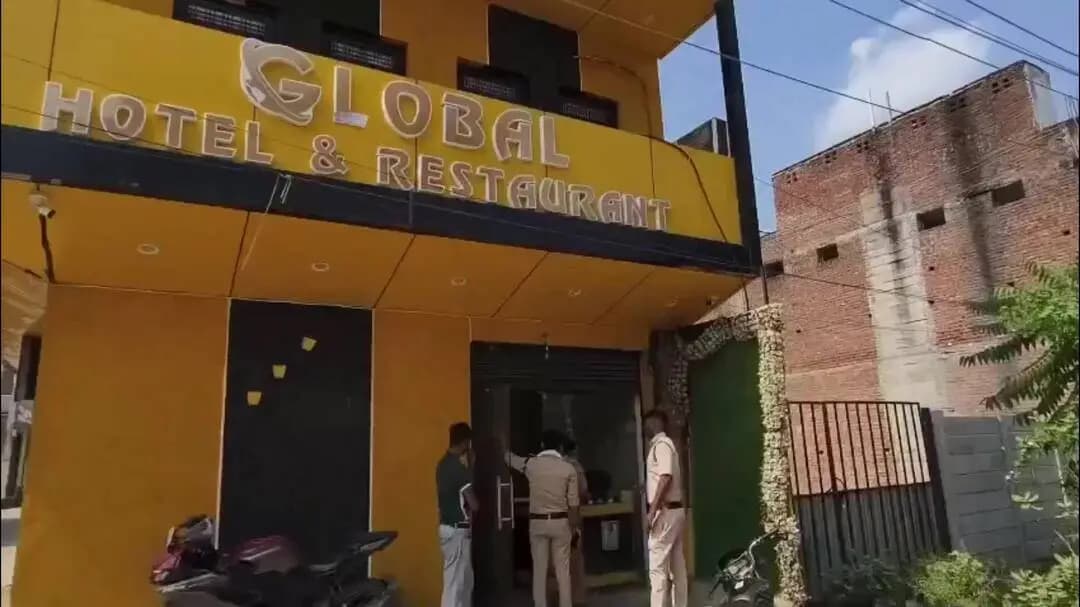 दतिया नगर: दतिया के होटल ग्लोबल में कोतवाली पुलिस का छापा, 3 युवतियां मिलीं, दस्तावेज जब्त; सेक्स रैकेट की सूचना पर जांच जारी