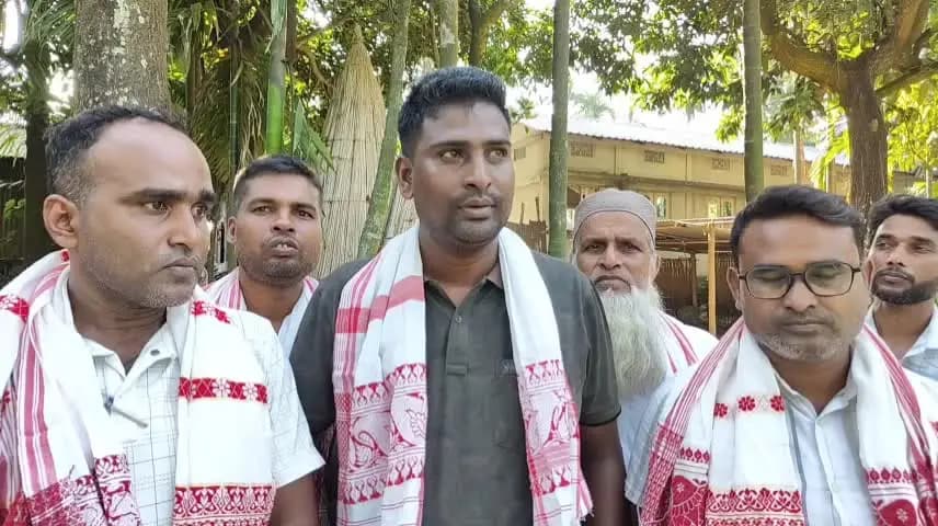 বিলাসীপাৰা ভাগ: মাছানেৰ আলগা গাওঁ পঞ্চায়তত একে দিনাই ৮ টাকৈ উন্নয়ন মূলক কামৰ আধাৰশিলা স্থাপন সন্দৰ্ভত আঞ্চলিক সদস্যৰ প্ৰতিক্ৰিয়া।