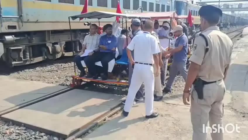 मुंगेर: जमालपुर-भागलपुर रूट पर दौड़ेगी तीसरी लाइन, 1094 करोड़ की परियोजना के लिए जमीन अधिग्रहण शुरू