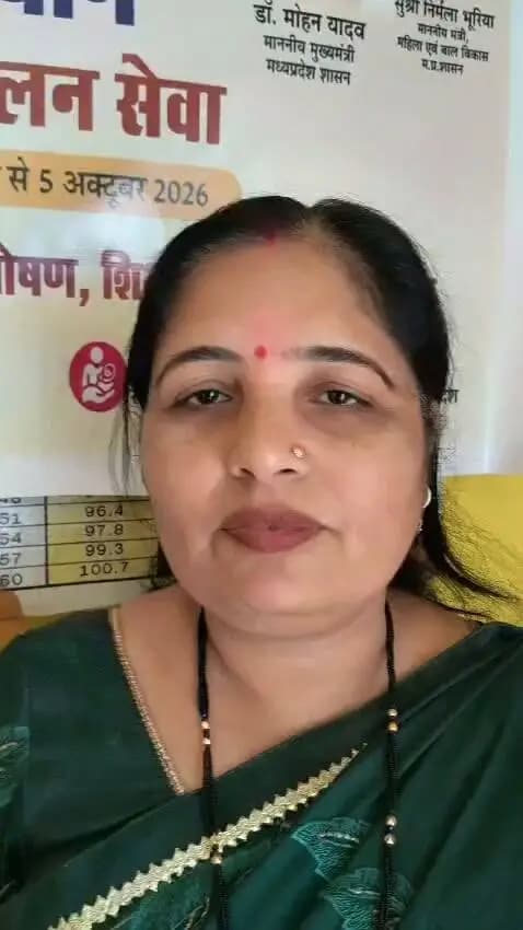 मैं आभा शर्मा, छिंदवाड़ा वार्ड क्रमांक-2 की निवासी हूं । मुझे 'मुख्यमंत्री लाड़ली बहना योजना' के 1500 रूपये का लाभ मिलता है, जिससे मुझे आर्थिक मदद मिलती है। इसके लिये मैं मुख्यमंत्रीजी का आभार व्यक्त करती हूं।
Dr Mohan Yadav CM Madhya Pradesh
#LadliBehnaYojana
#सेवा_संकल्प_अभियान
#procwa #छिन्दवाड़ा
#JansamparkMP
Department Of Women Child Development, Madhya Pradesh
Jansampark Madhya Pradesh