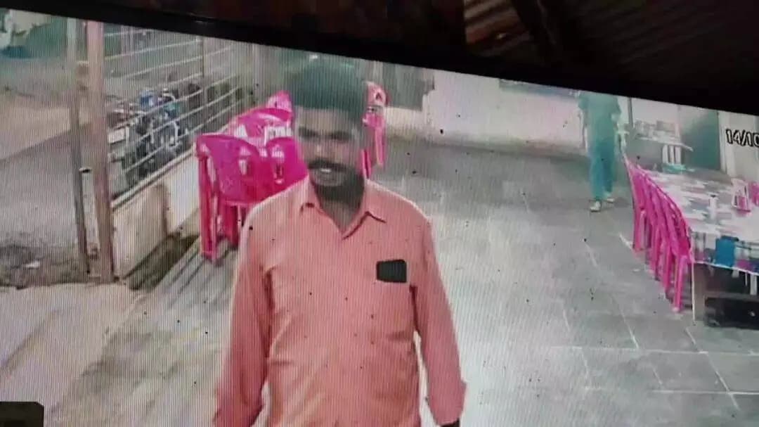 कोंडागांव: दुधगांव ढाबे से खाना लेकर लौट रहे युवक को अज्ञात वाहन ने कुचला, NH-30 बनियागांव नीलगिरि प्लाट के पास हुई घटना