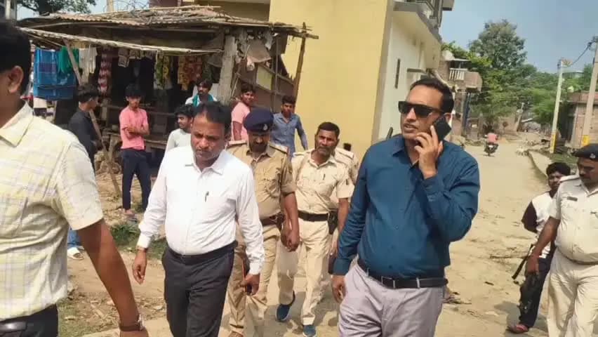 परबत्ता: अष्टभुजी शक्तिपीठ मंदिर में प्रशासनिक अधिकारियों ने लिया सुरक्षा व्यवस्था का जायजा, मोबाइल टॉयलेट की मांग