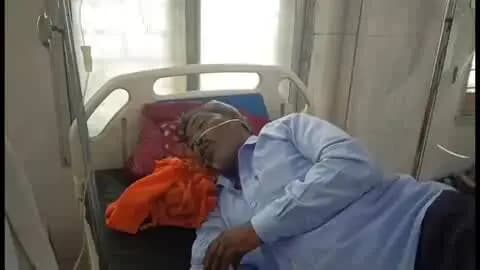 टीकमगढ़: बगाज माता मंदिर के पास दुकानदार को सांप ने काटा, झांसी ले जाते समय मौत; अस्पताल में हुआ पोस्टमार्टम