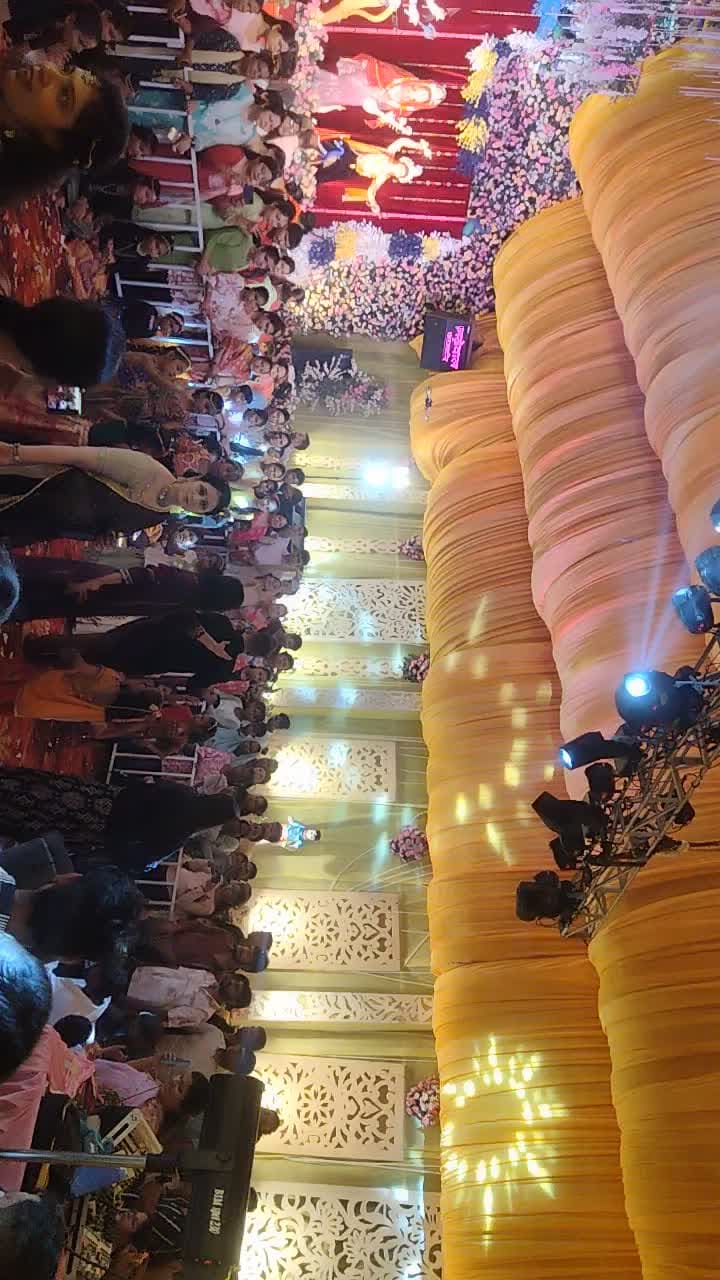 wala mohalla durga pandel me garba