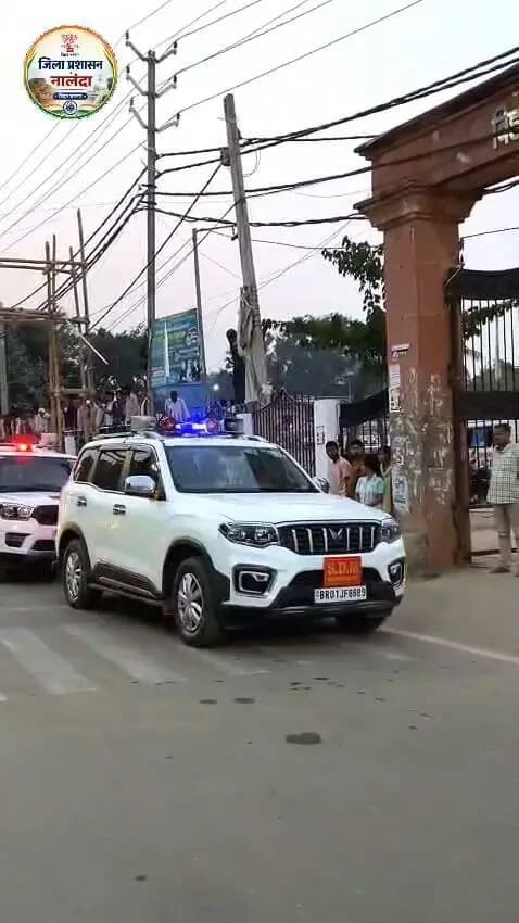 दुर्गा पूजा 2026 के मद्देनजर बिहारशरीफ में जिलाधिकारी एवं पुलिस अधीक्षक के संयुक्त नेतृत्व में निकाला गया फ्लैग मार्च
Samrat Choudhary
CMO Bihar
Information & Public Relations Department, Government of Bihar
Bihar Sharif Nagar Nigam
नालन्दा पुलिस
Bihar Police