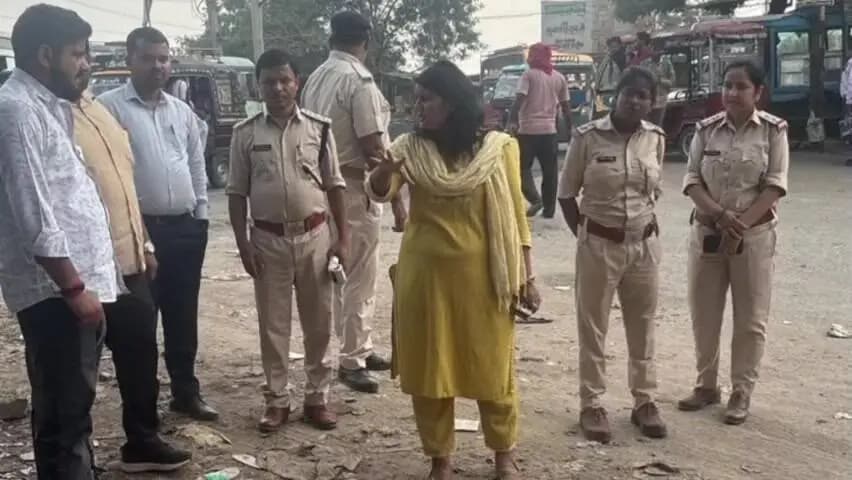 औरंगाबाद: विशेष वाहन जांच अभियान में 856 वाहनों पर कार्रवाई, ₹76.63 लाख का शमन अधिरोपित; ओवरलोड वाहनों पर भी कसा शिकंजा