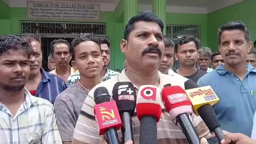 ନୟାଗଡ: ଦୀର୍ଘ ଦିନର ସମସ୍ୟା ନେଇ ଜିଲ୍ଲାପାଳଙ୍କୁ ଫେରାଦ,ପ୍ରତିକ୍ରିୟା ରଖିଲେ ଅଭିଯୋଗ କାରୀ