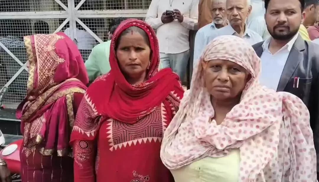 मेरठ: मेरठ की अदालत ने पति की हत्या करने वाली रविता और उसके प्रेमी अमरदीप को सुनाया मृत्युदंड, परिवार में खुशी की लहर