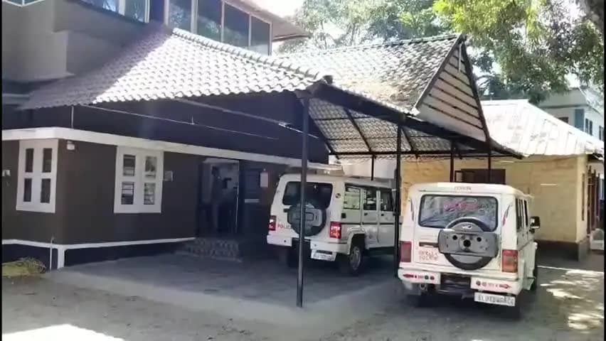 പീരുമേട്: നാല് വയസുകാരിയെ ലൈംഗികമായി അതിക്രമിച്ച പ്രതിയെ വണ്ടിപ്പെരിയാർ പോലീസ് പിടികൂടി