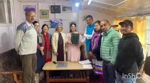 नैनीताल: DSB परिसर के वनस्पति विज्ञान विभाग की छात्रा वसुंधरा लोधयाल ने अपनी PHD की अंतिम मौखिक परीक्षा पूरी की