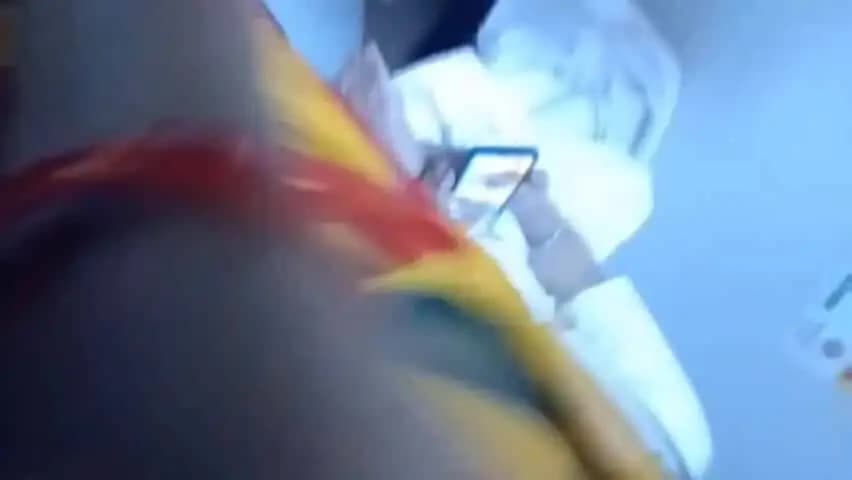 फिरोज़ाबाद: 200 सैया अस्पताल की एक महिला नर्स ने मरीज के तीमारदार से इलाज के एवज में घूस ली, वीडियो हुआ वायरल