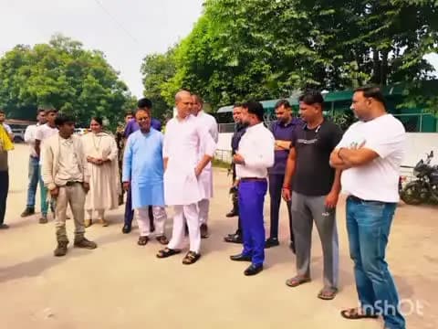जरीडीह: बेरमो विधायक कुमार जयमंगल सिंह ने जनता, सामाजिक संगठनों के प्रतिनिधियों व महागठबंधन के साथियों से की मुलाकात