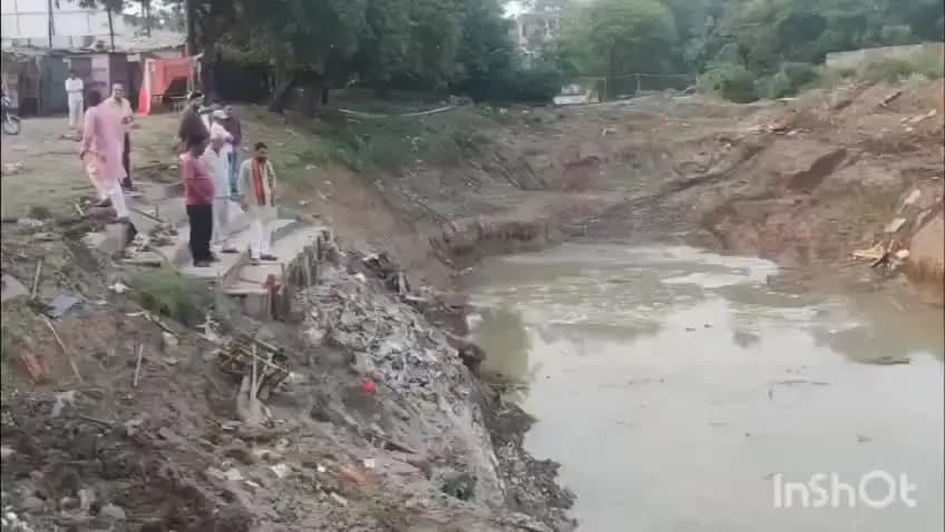 विदिशा: बेतवा के पास जानकीकुंड पहुंची सनातन श्री हिंदू उत्सव समिति, साफ सफाई न होने पर नाराज, मूर्ति विसर्जन करेंगे बहिष्कार