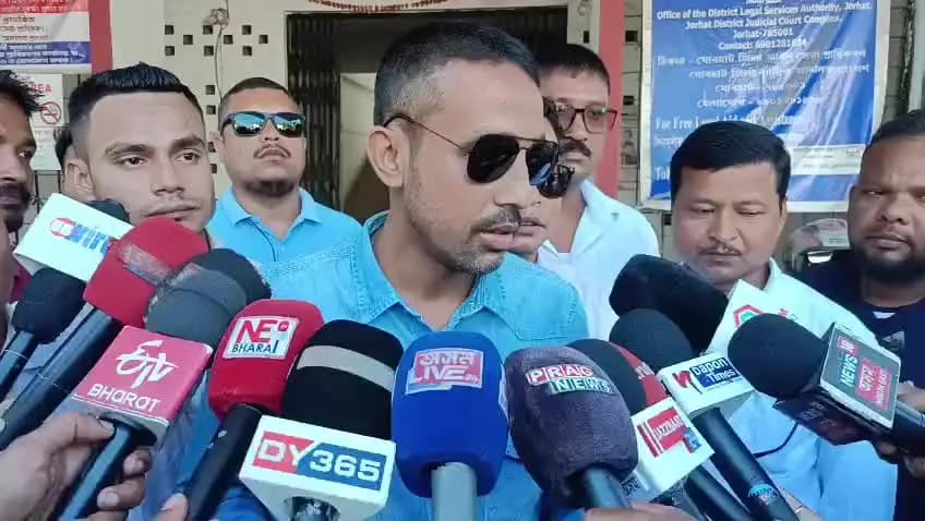 পশ্চিম যোৰহাট: ব্লিংকিত বন্ধ কৰি দিম বুলি কোৱা মন্তব্য সন্দৰ্ভত বীৰ লাচিত সেনাৰ শৃংখল চলিহাৰ মন্তব্য