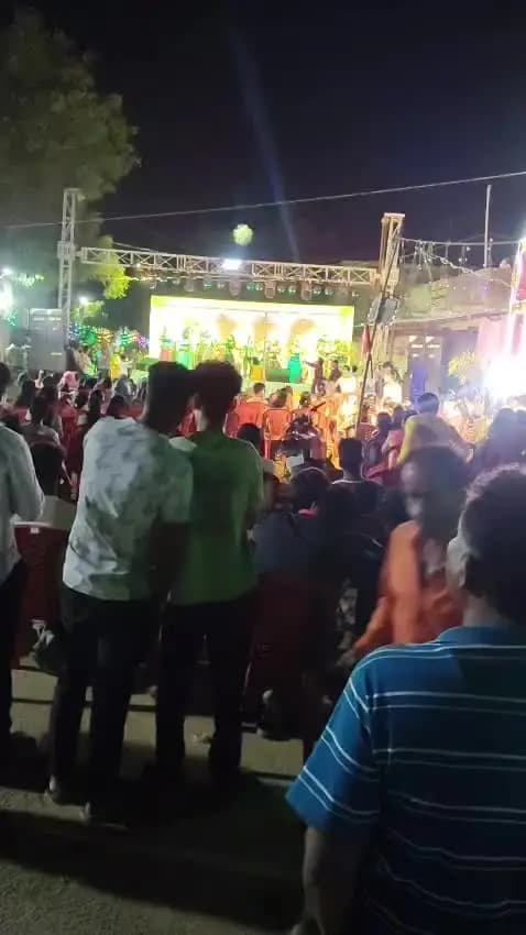 संस्कृतिक प्रोग्राम- पवित्र दुर्गा महोत्सव ग्राम बैतपाली, सरायपाली
dekhen video--