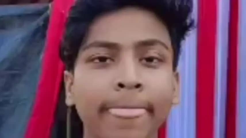 সাপেখাতী: সোণাৰিৰ ভজো চাৰিআলি দুৰ্গাপূজা মণ্ডপত মাজনিশা অগ্নিকাণ্ড, জুইত জাহ গ’ল বহু সামগ্ৰী।