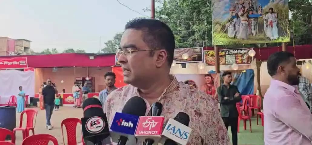 दुर्ग: बीएसपी निजीकरण की अटकलें राजनीतिक झूठ: विधायक रिकेश सेन, बोले- जरूरत पड़ी तो घर के सामने धरने पर बैठूंगा