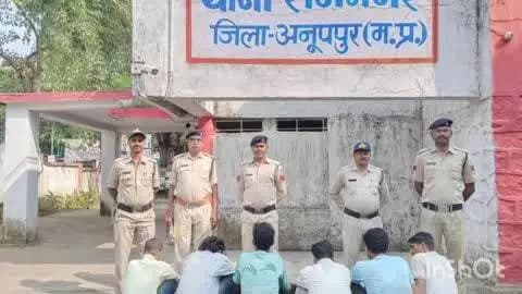 कोतमा: रामनगर पुलिस ने तलाशी अभियान में 8 वारंटी पकड़े