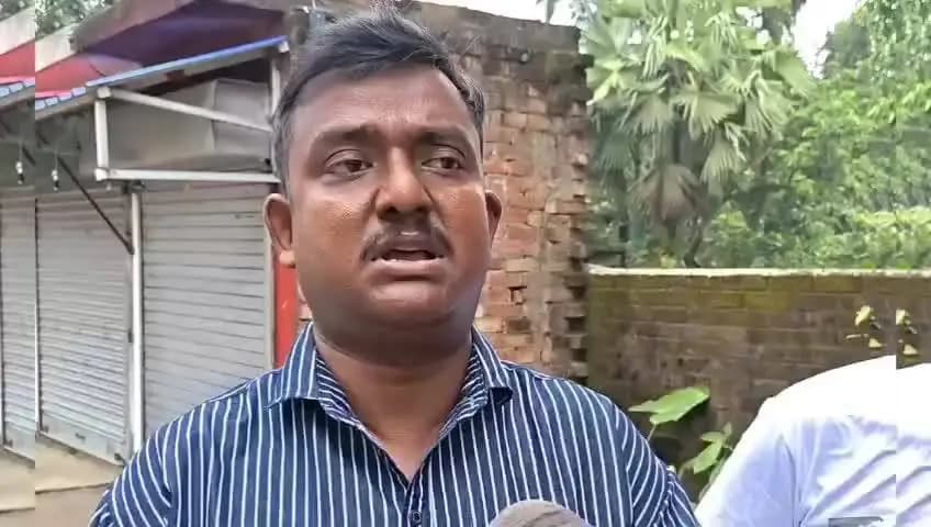বারুইপুর: খাস মল্লিকের জোর করে চাঁদা চাওয়ার ঘটনায় কি জানালো ক্লাব কর্তৃপক্ষ শুনুন
