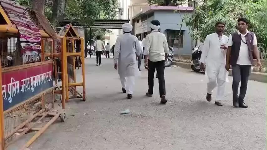 मुज़फ्फरनगर: मुजफ्फरनगर में सौतेले पिता और मां को 20-20 साल की सजा, नाबालिक बेटी से पिता करता था दुष्कर्म