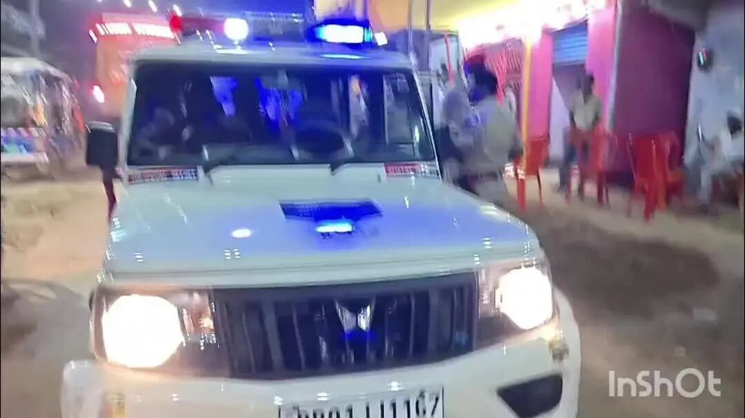 सिरदला: दुर्गा पूजा को लेकर सिरदला में फ्लैग मार्च, लौंद से रबियो, केंदुआ और भटबीघा तक पुलिस ने परखी सुरक्षा व्यवस्था