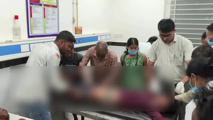 सुसनेर: शिवाय होटल के समीप कोचिंग से लौटते समय हादसा, स्कूटी सवार आकली के 4 नाबालिग बच्चे घायल