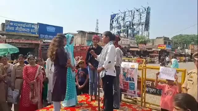 गोवर्धन: नुक्कड़ नाटक के जरिए बाल विवाह के खिलाफ मिशन शक्ति अभियान की टीम ने गांवों में अलख जगाई